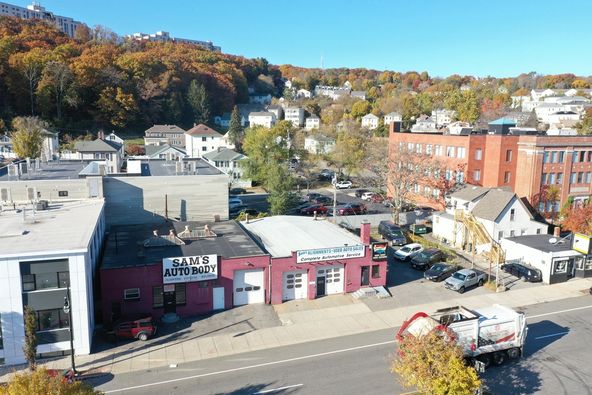 318 Shrewsbury St, Worcester, MA 01604